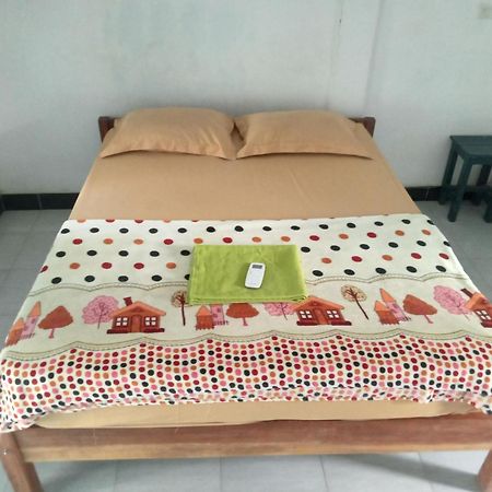 Bulan Homestay Plambi Exterior foto